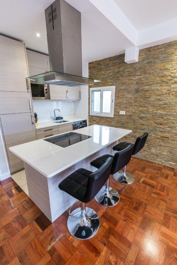 Sea Breeze II Apartment Canico  Ngoại thất bức ảnh